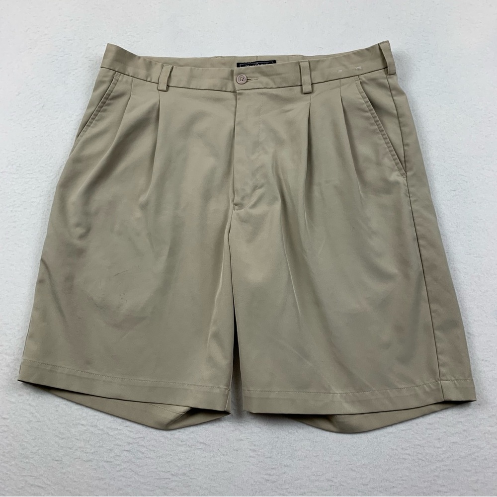 The Pinehurst Collection Shorts Mens 35x8.5 Pleated 100% Polyester Tan Golf